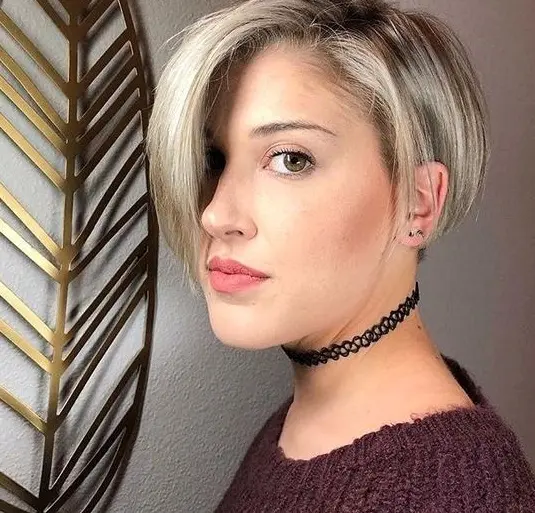 Soft Blonde Bob with Side Part Hairstyle