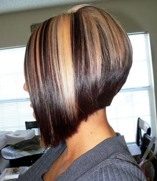 Bold Chunky Highlights on Dark Brown Bob