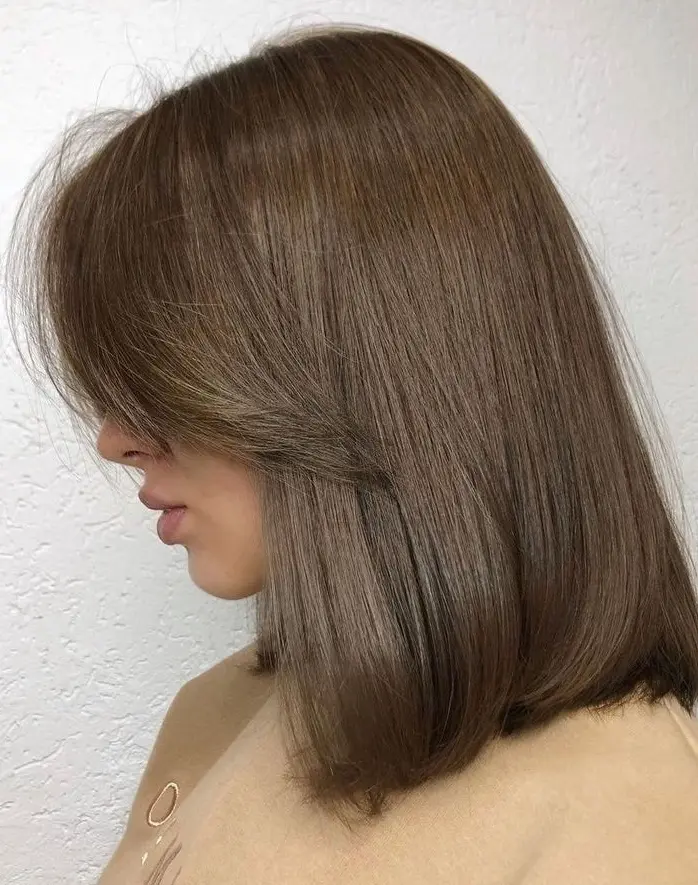 Sleek Caramel Bob Hairstyle