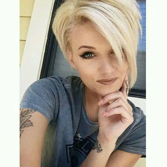 Edgy Platinum Pixie Hairstyle