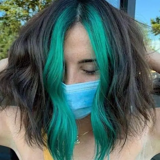 Emerald Green Face-Framing Highlights Hairstyle