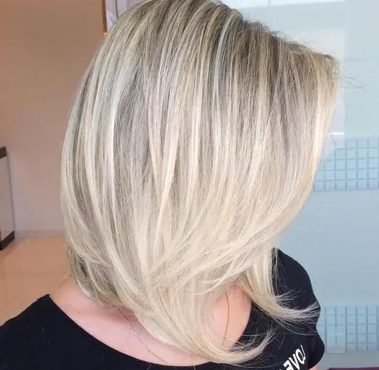 Blonde Layered Bob Hairstyle