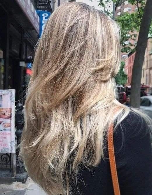 Blonde Layered Waves