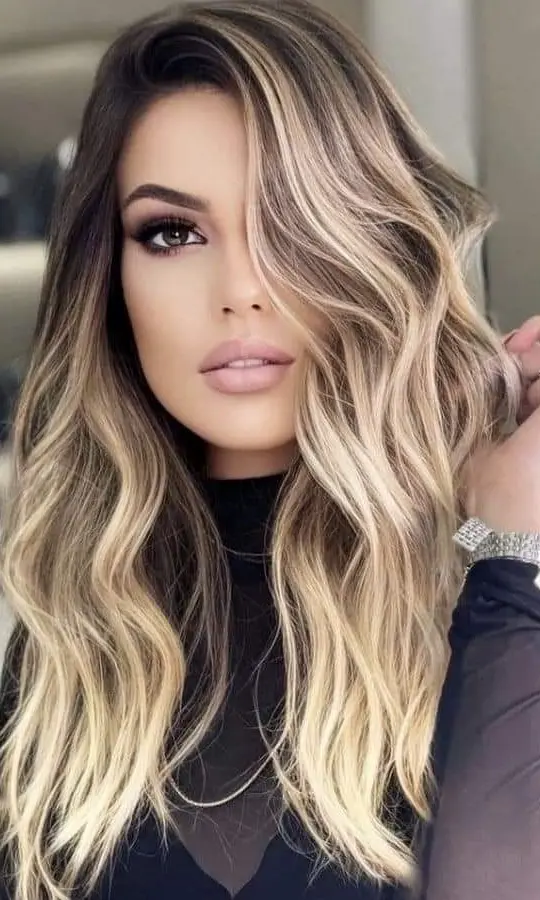 Blonde Bombshell Waves Hairstyle