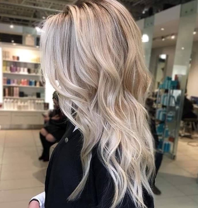 Soft Blonde Waves