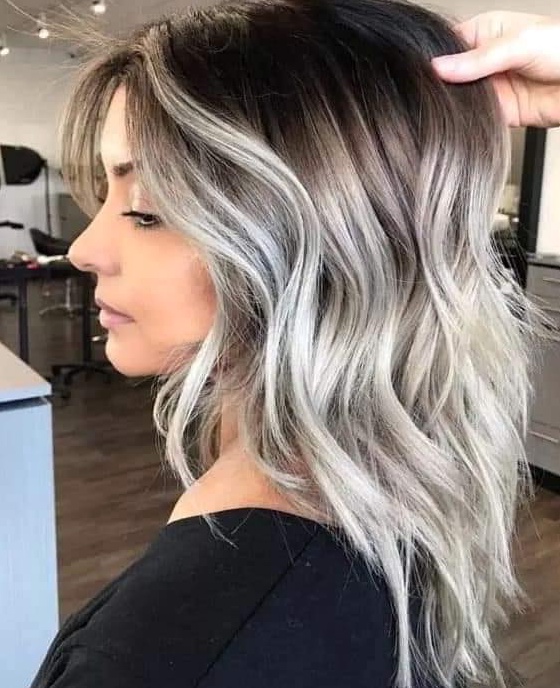 Ash Blonde Wavy Lob Hairstyle