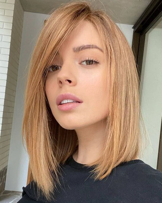 Honey Blonde Lob with Side Bangs Hairstyle