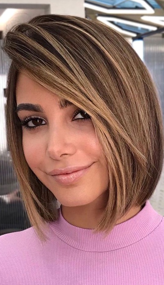 Sleek Blonde Bob with Highlights hairstyle