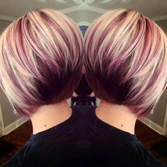 Stacked Bob with Highlights Hairstyle