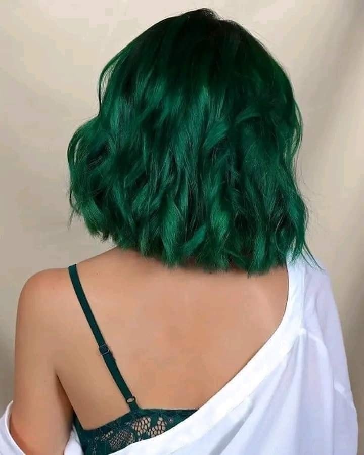 Emerald Green Wavy Bob