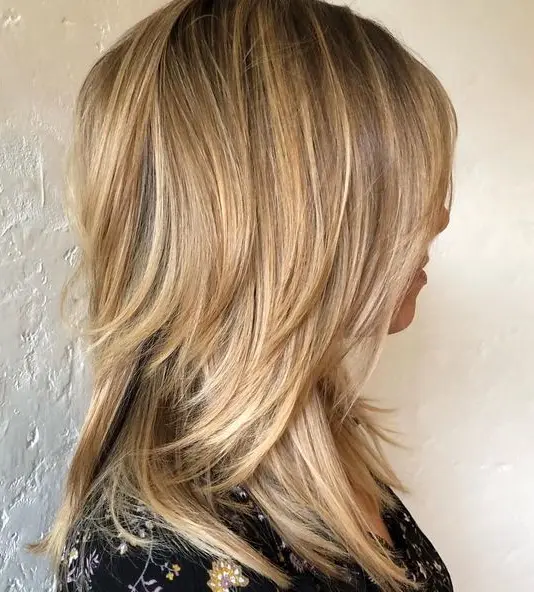 Layered Blonde Waves Hairstyle