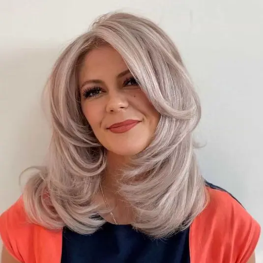 Soft Silver Waves Hairstyle